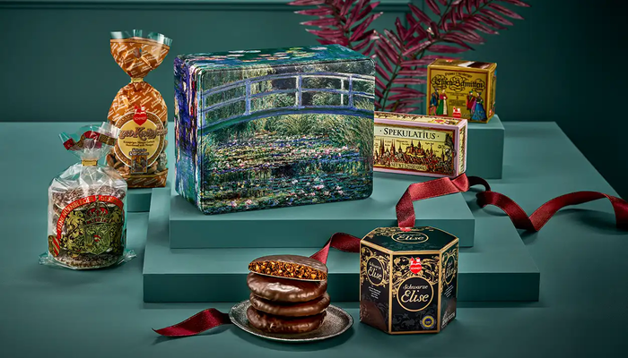 Monet Artist-Chest