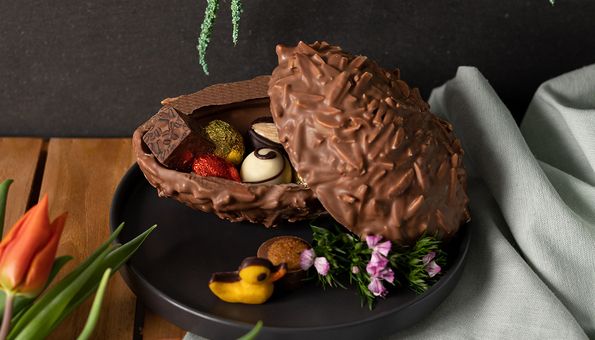 Almond splinter egg