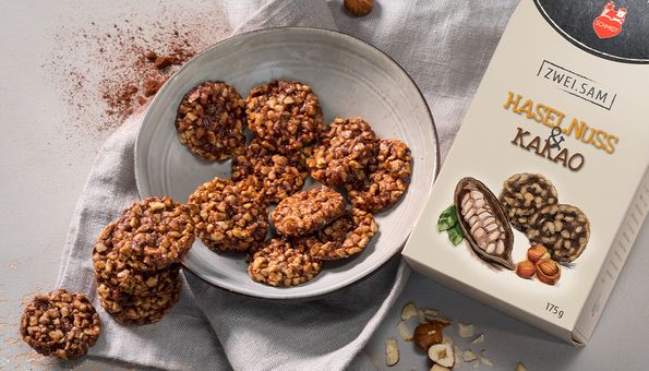 Hazelnut cocoa crispy biscuits
