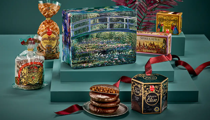 Monet Artist-Chest